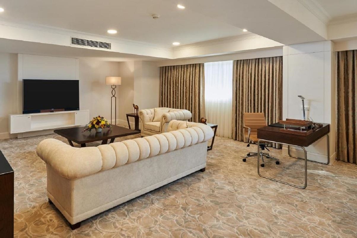 rooms-executive-suite