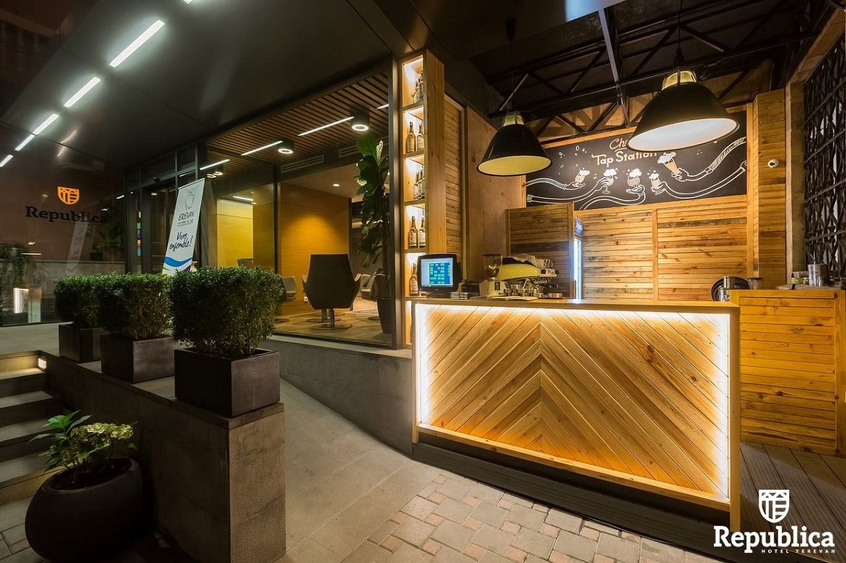 general-main-building