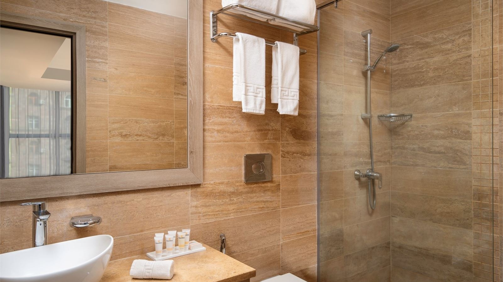 rooms-family-room-for-3-pax