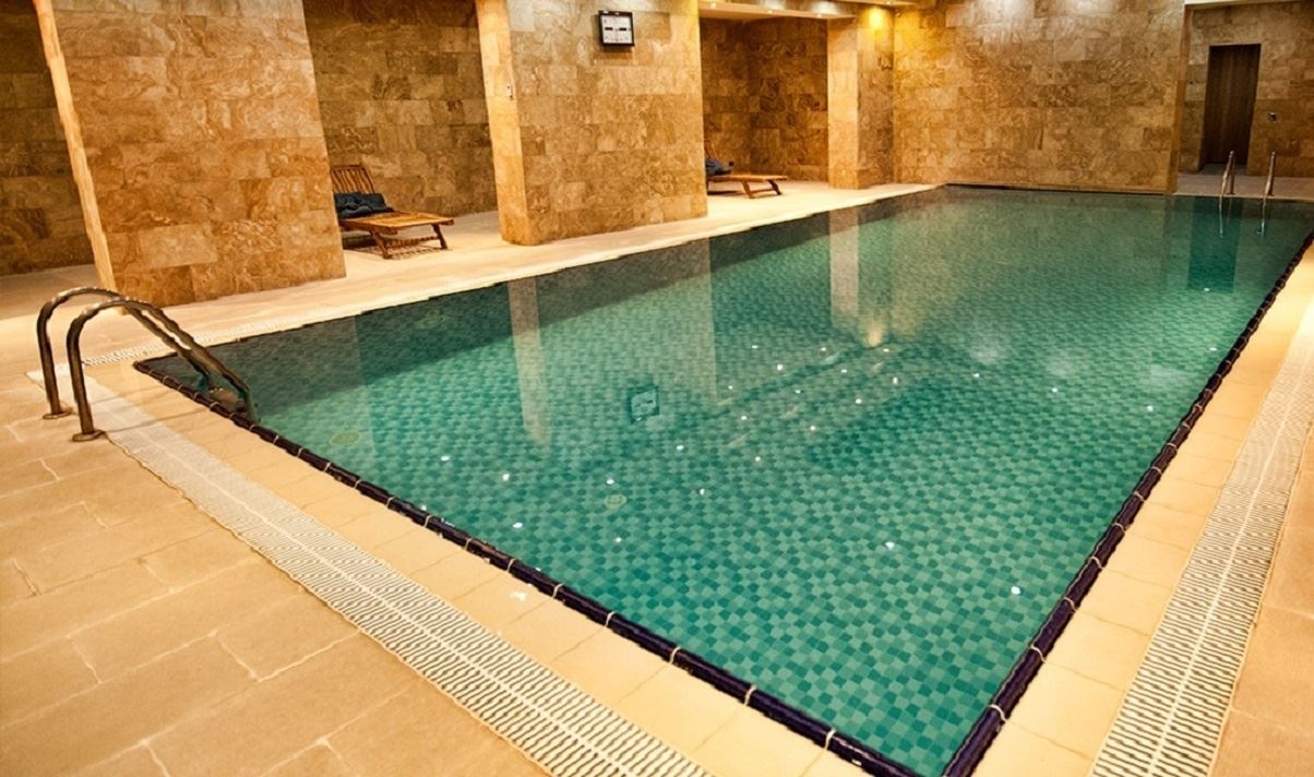 pools-indoor-pool