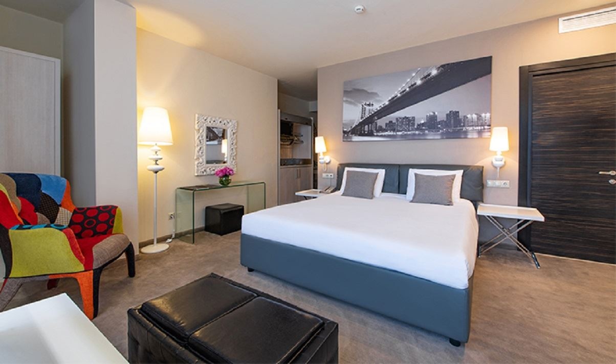 rooms-premier-suite-sgl