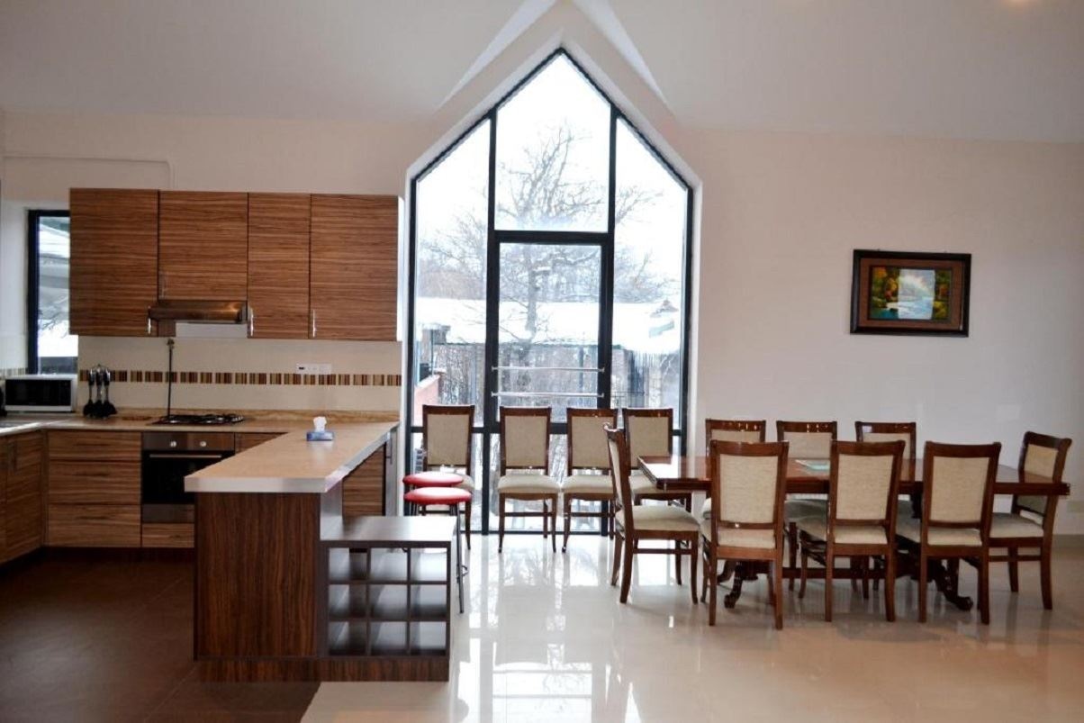 rooms-deluxe-villa-with-3-bedrooms-and-balcony--6-pax