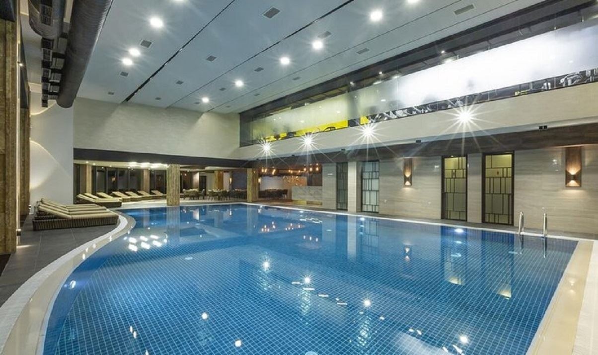 pools-indoor-pool