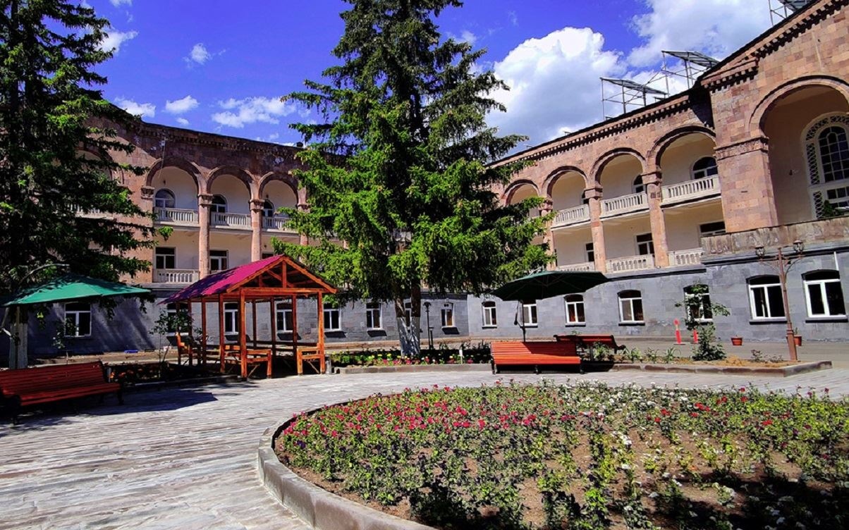 general-main-building