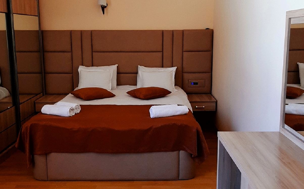 rooms-2мест-lux-with-2-bedrooms