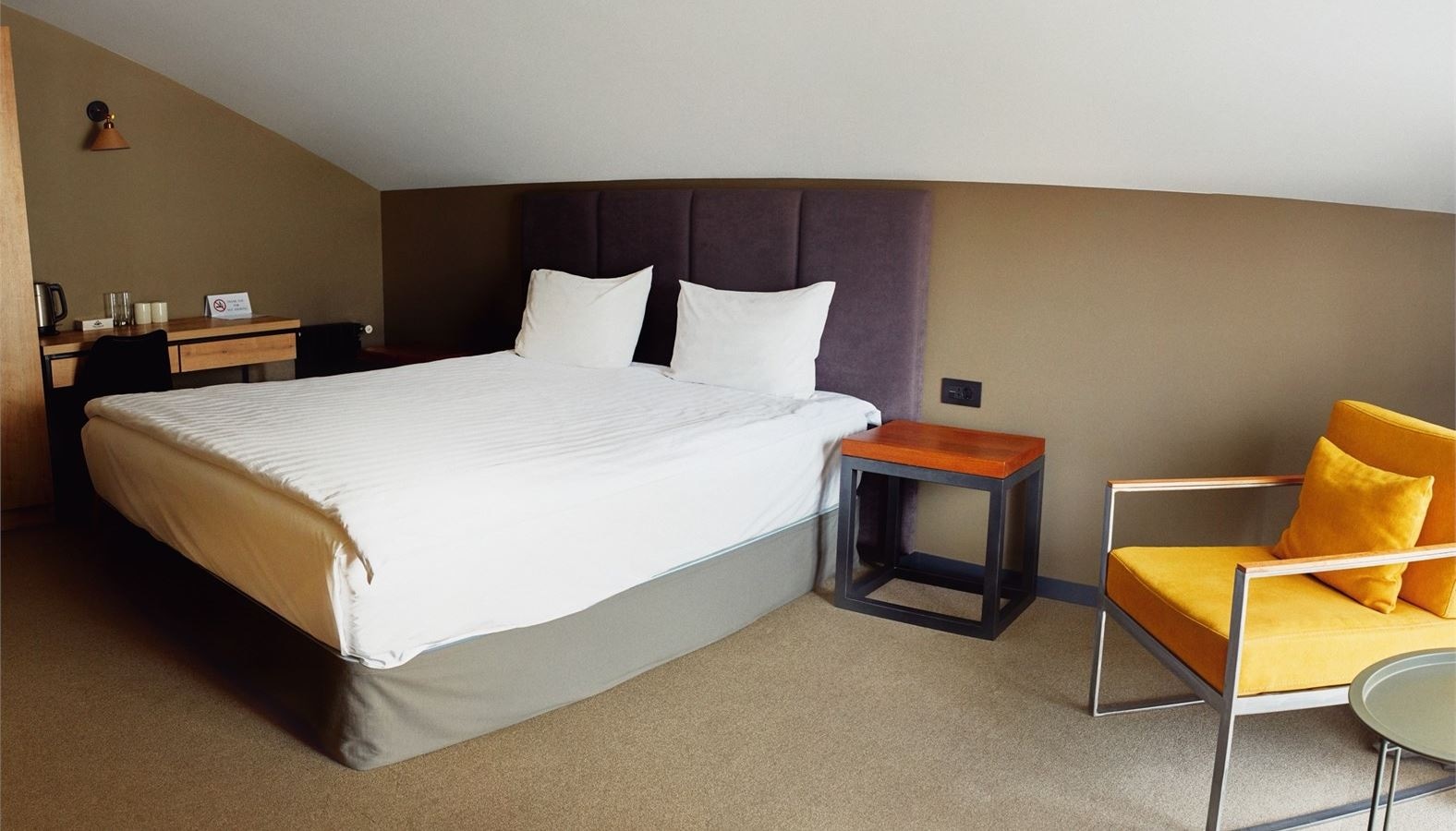 rooms-deluxe-comfort-4-pax-room