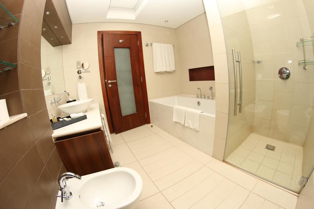 rooms-executive-room