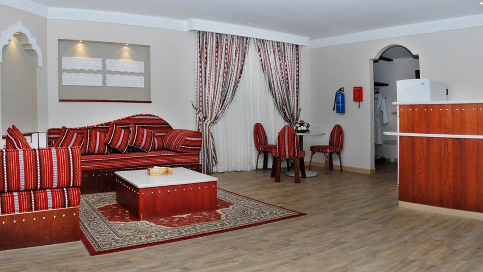 rooms-deluxe-family-suite