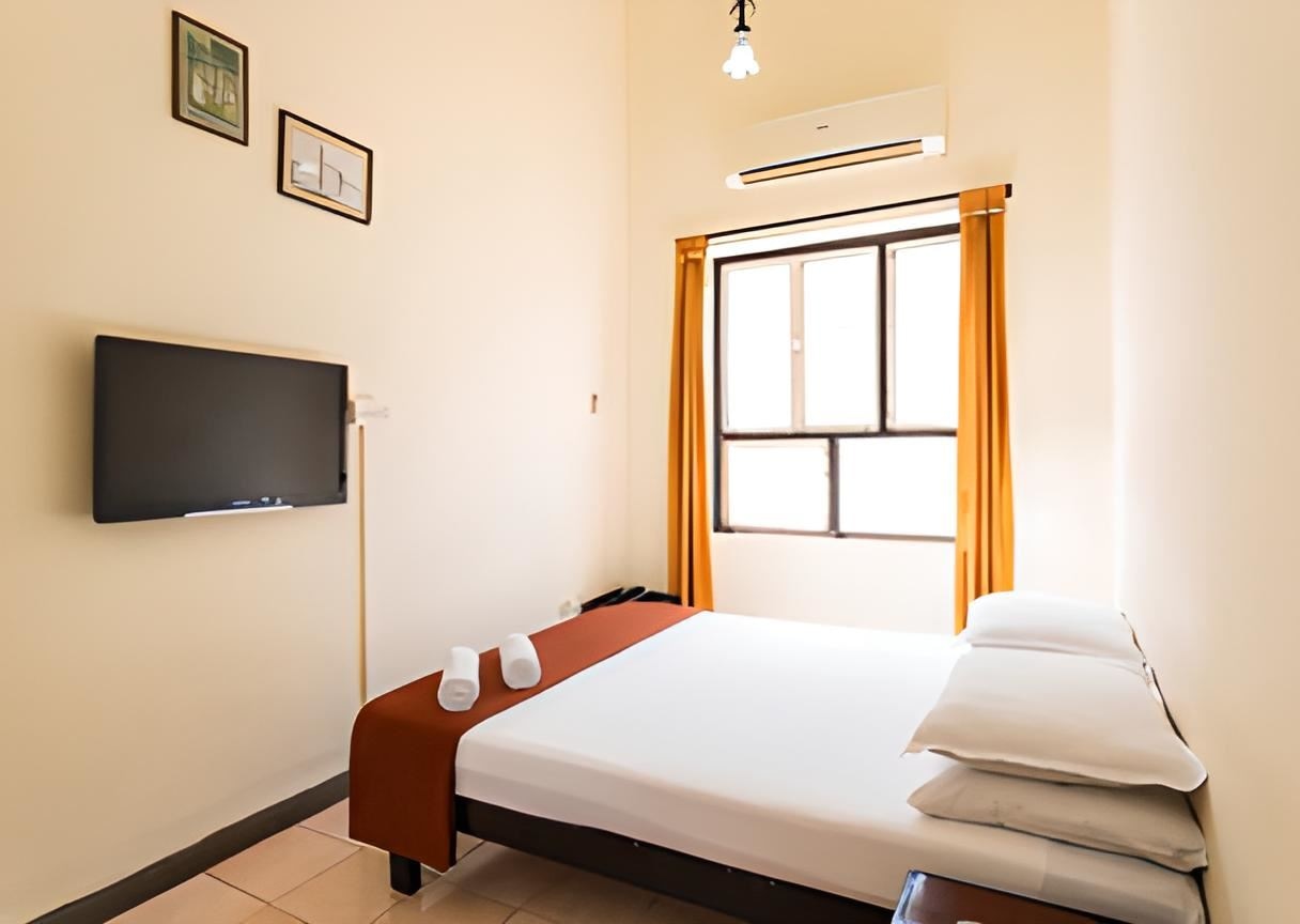 rooms-standard-ac-room