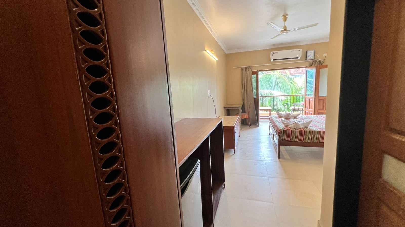 rooms-deluxe-room-with-balcony