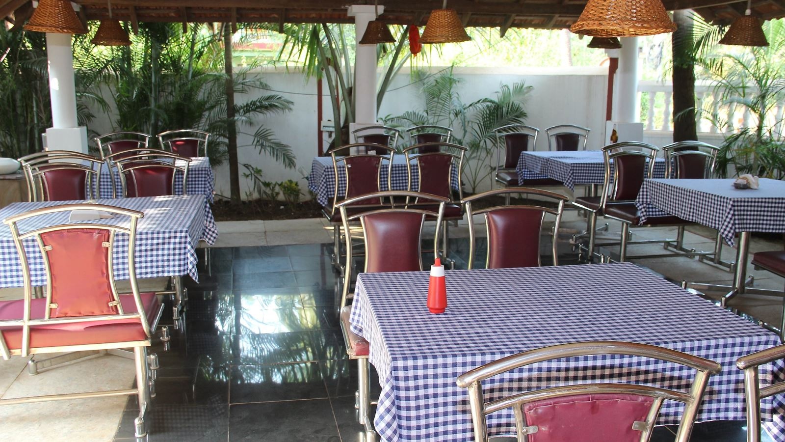 restaurants-restaurants