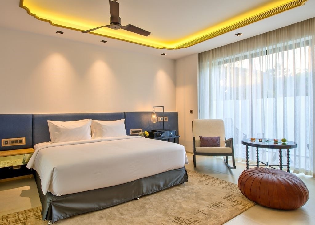 rooms-premium-balcony-room