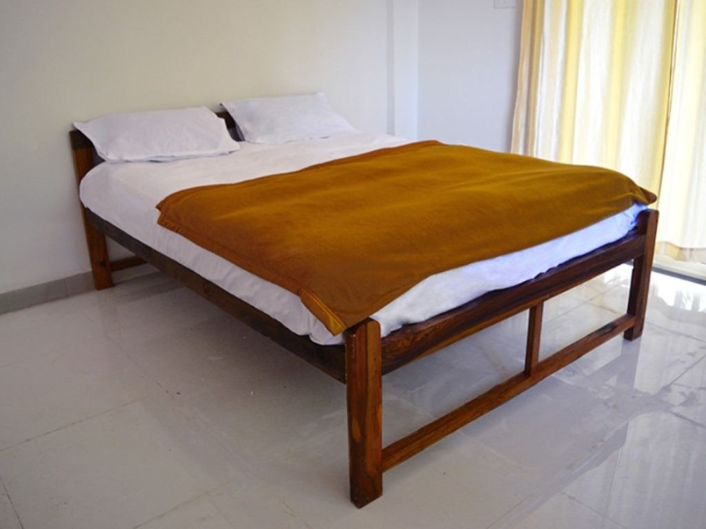 rooms-standard-ac-with-balcony