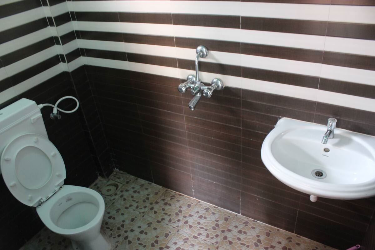 rooms-standard-non-ac