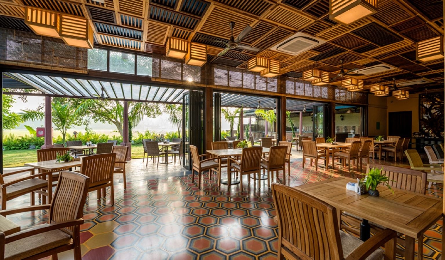 restaurants-restaurants