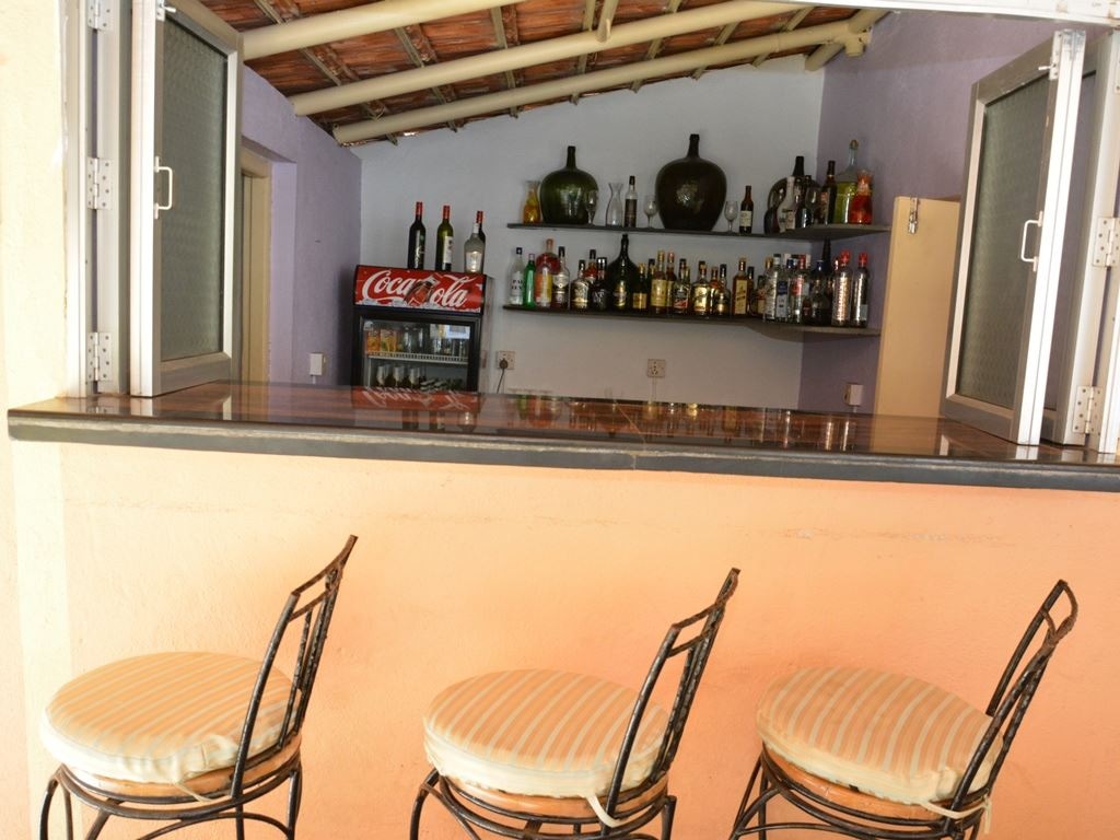 bars-splash-bar