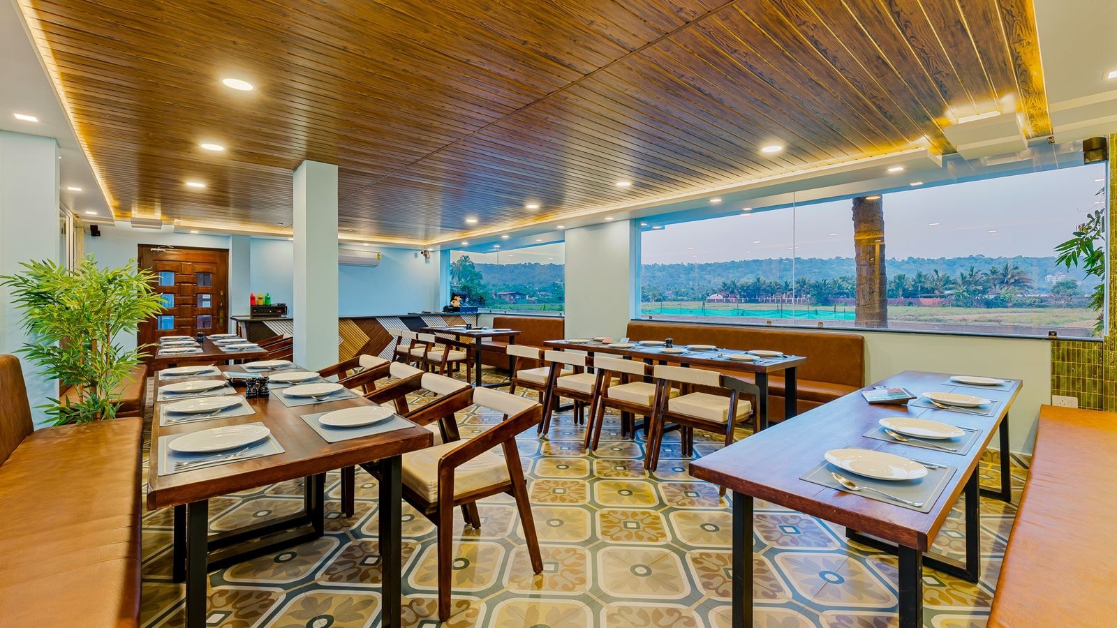 restaurants-restaurants