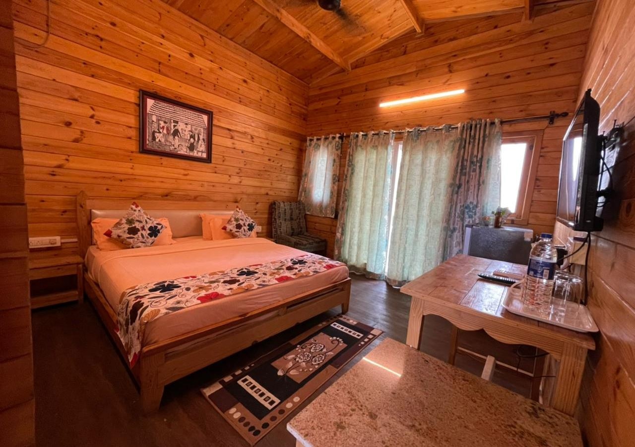 rooms-wooden-cottage