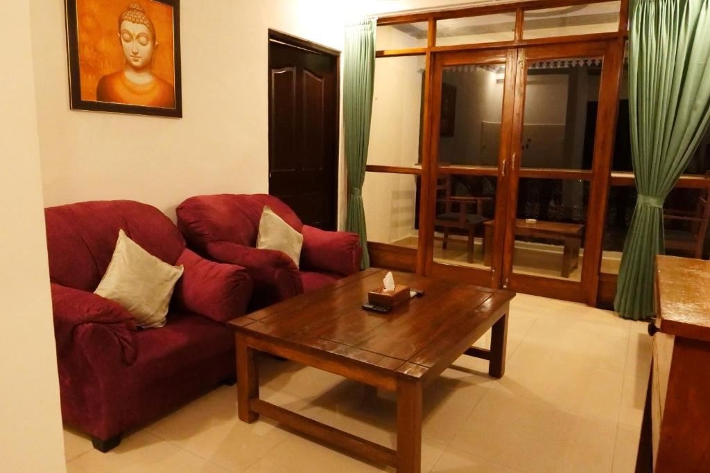 rooms-executive-club