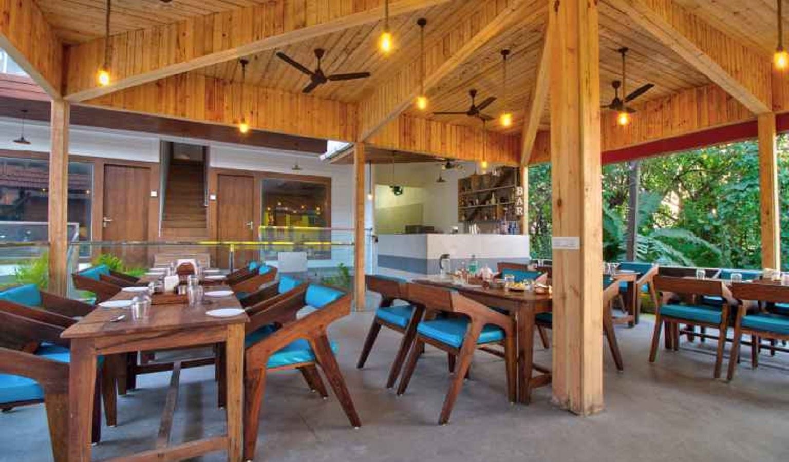 restaurants-oceano-cafe