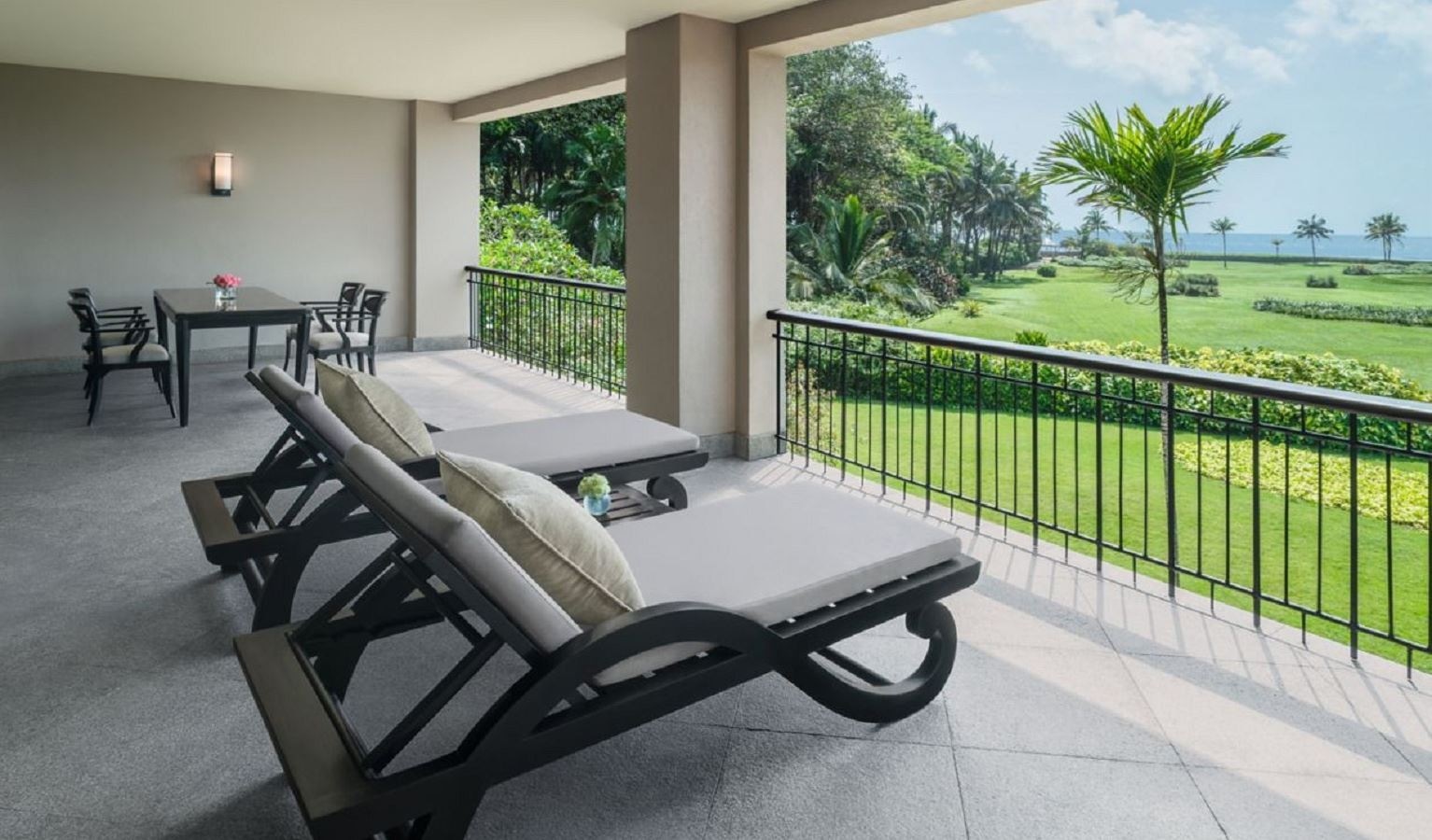 rooms-manor-suite