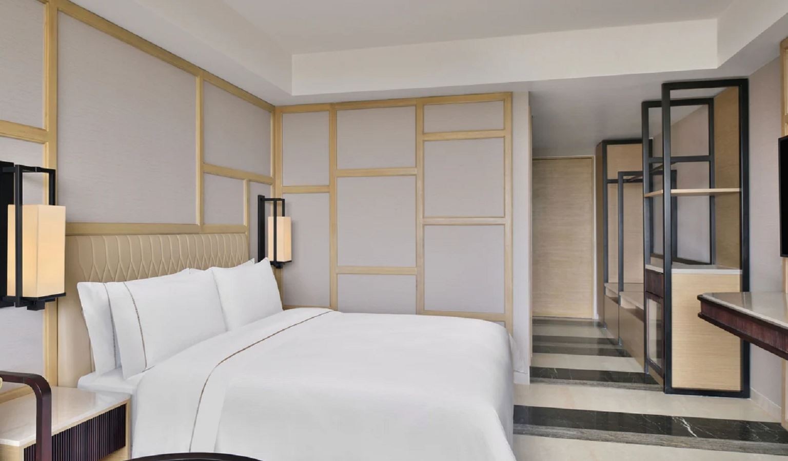 rooms-deluxe-city-view