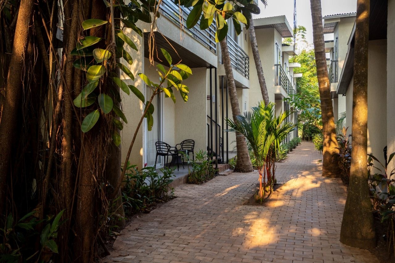 rooms-tropical-cottage