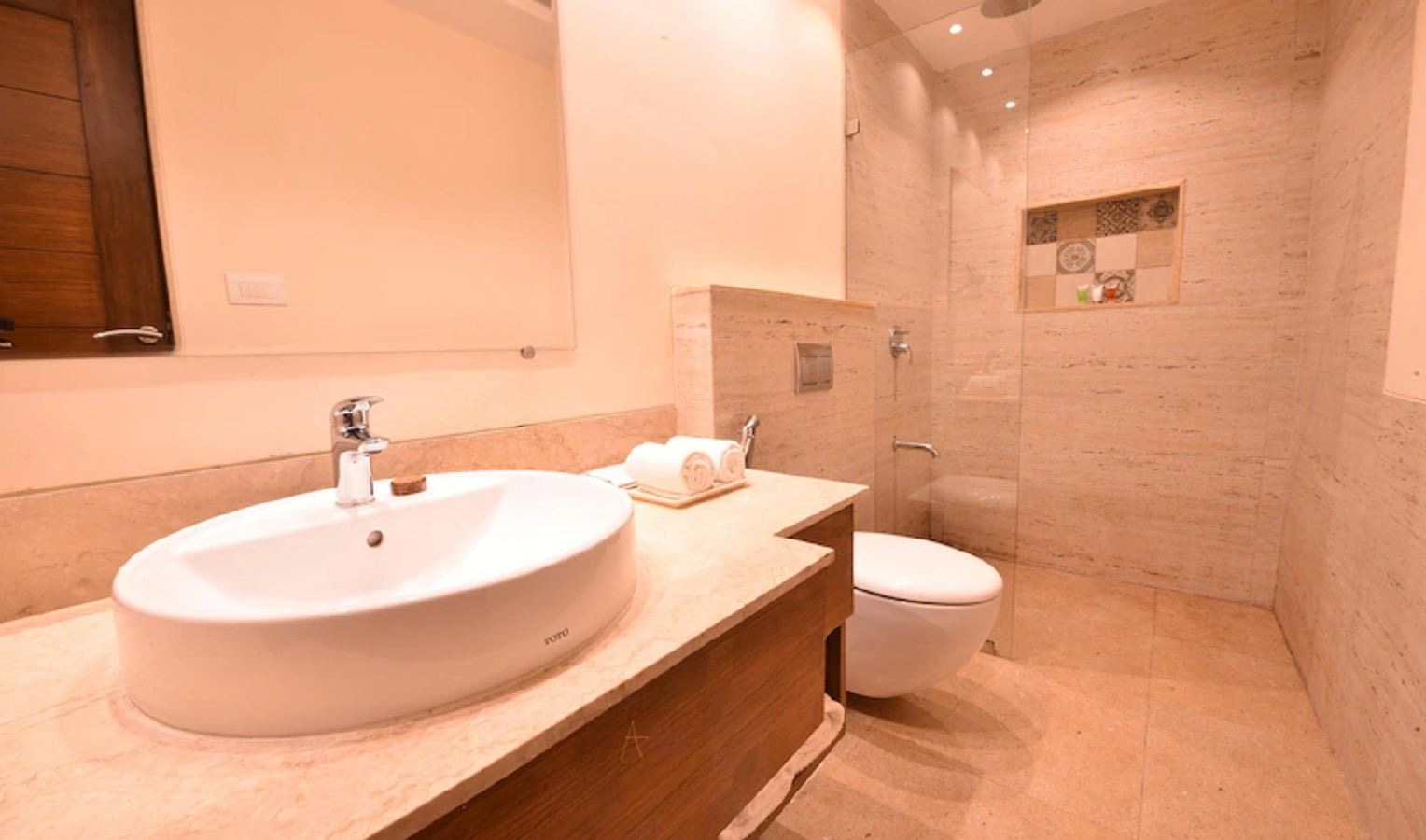 rooms-2-bedroom-premium-suite