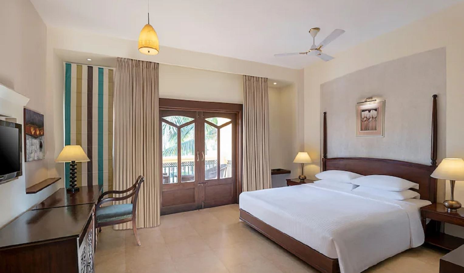 rooms-superior-garden-view-with-balcony