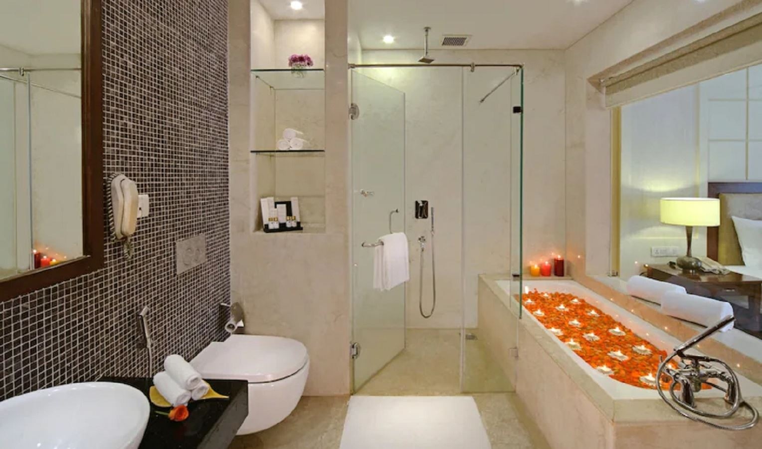 rooms-superior-garden-view-with-balcony