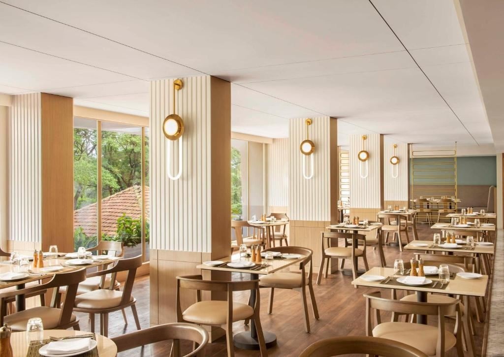 restaurants-restaurants