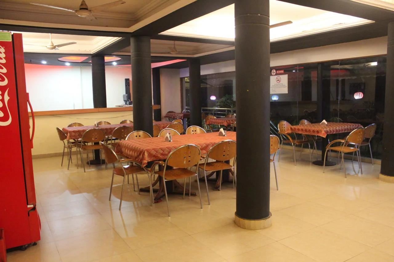 restaurants-restaurants