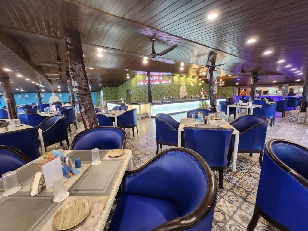 restaurants-restaurants