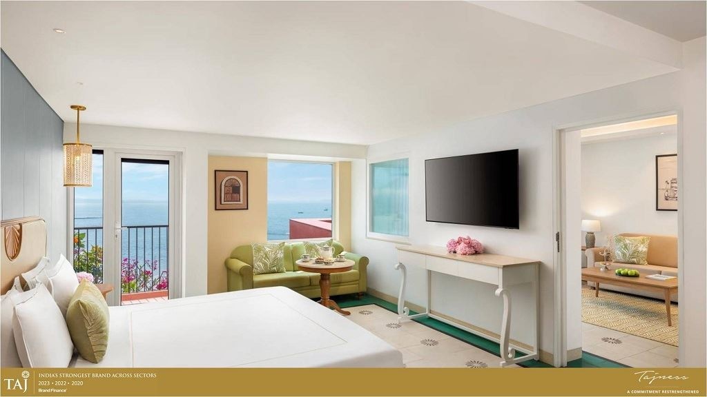 rooms-premium-sea-view-room