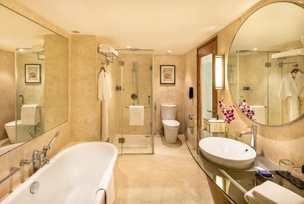 rooms-executive-room