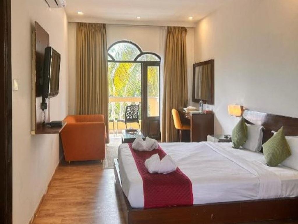 rooms-comfort-ac-with-balcony