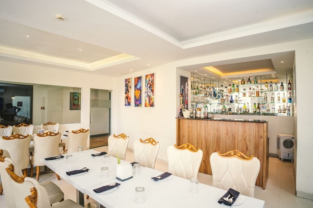 restaurants-restaurants