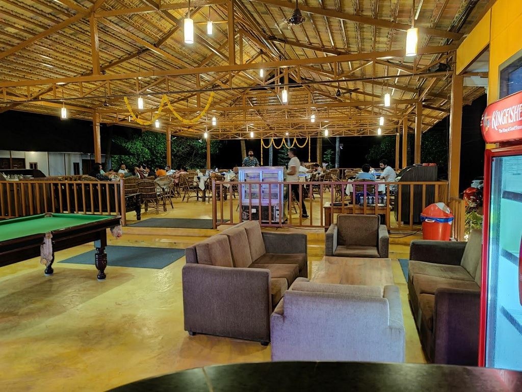 restaurants-restaurants