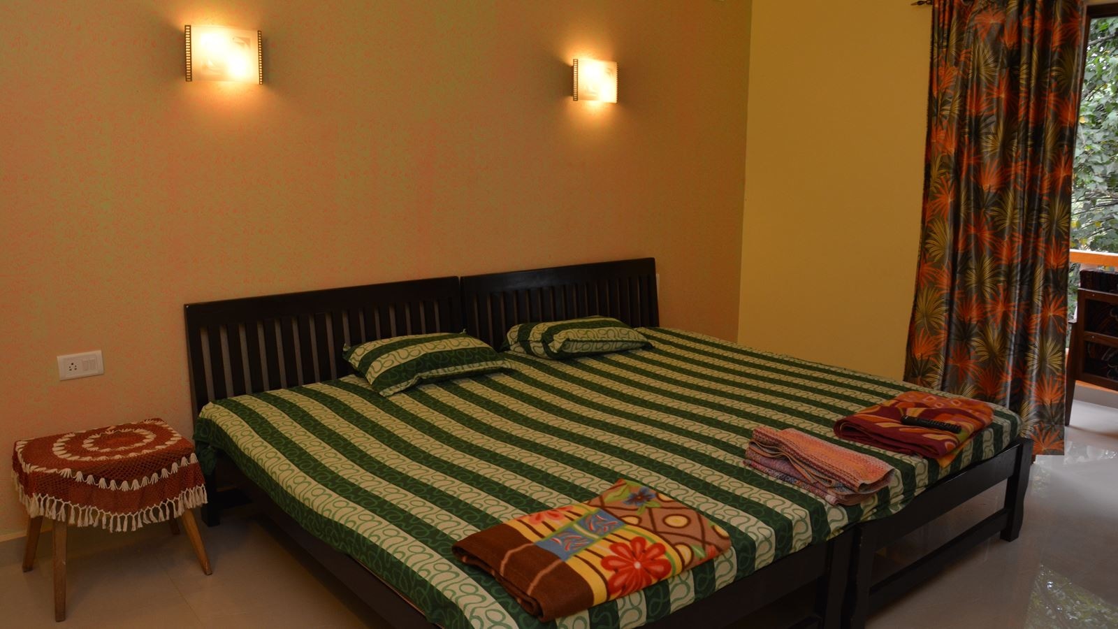 rooms-standard-non-ac-room