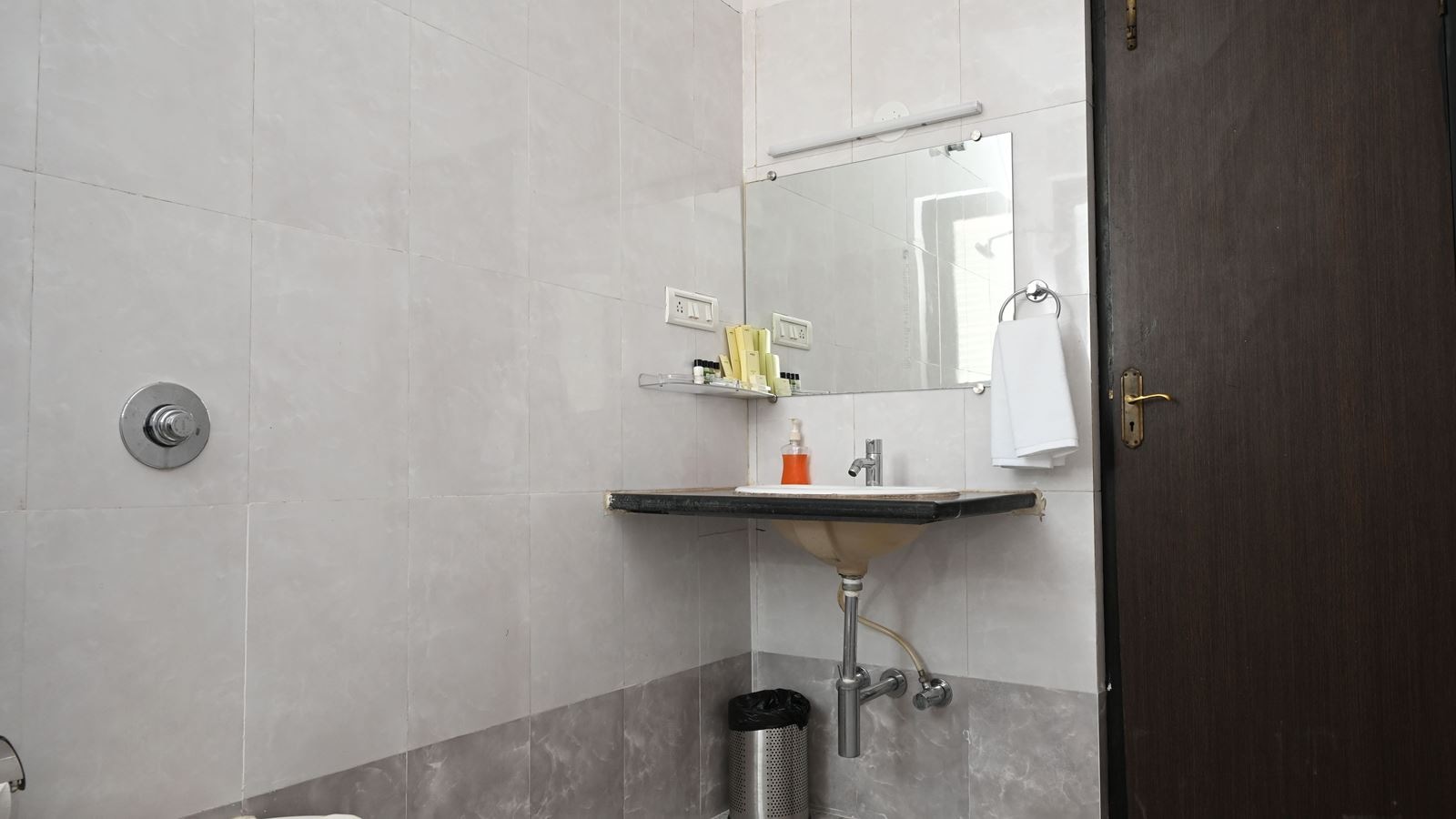 rooms-3-bedroom-deluxe-villa