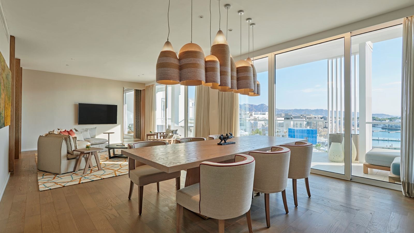 rooms-regency-suite-marina-view