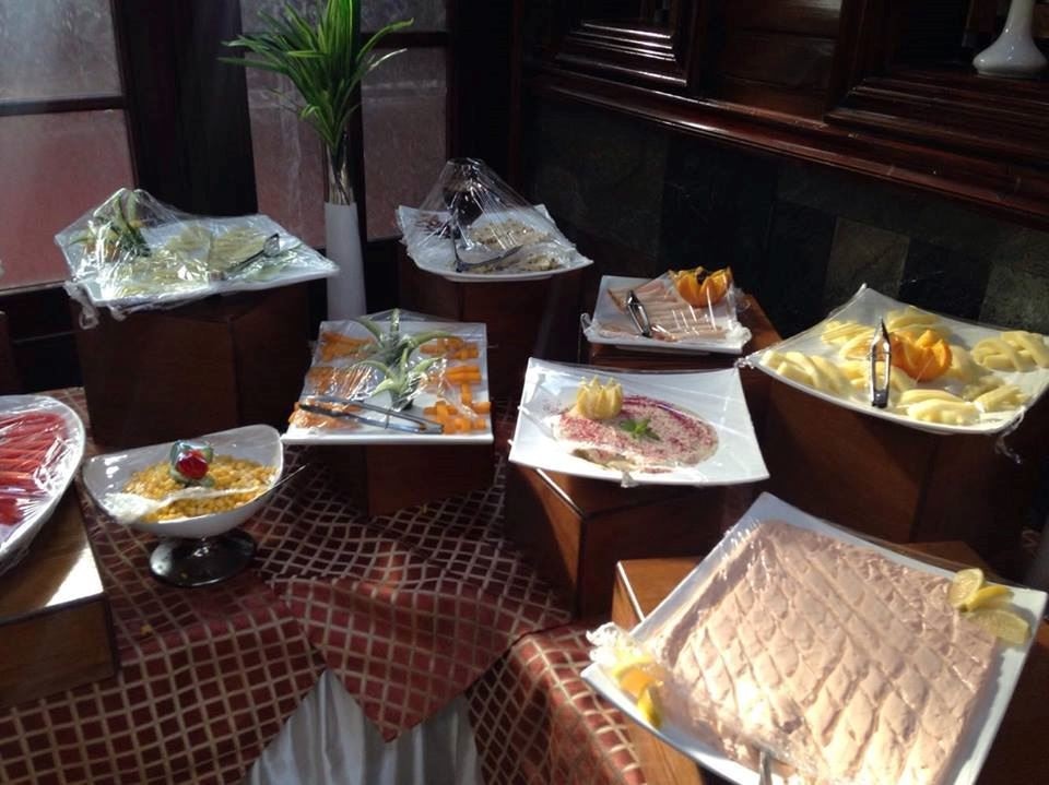 restaurants-restaurants