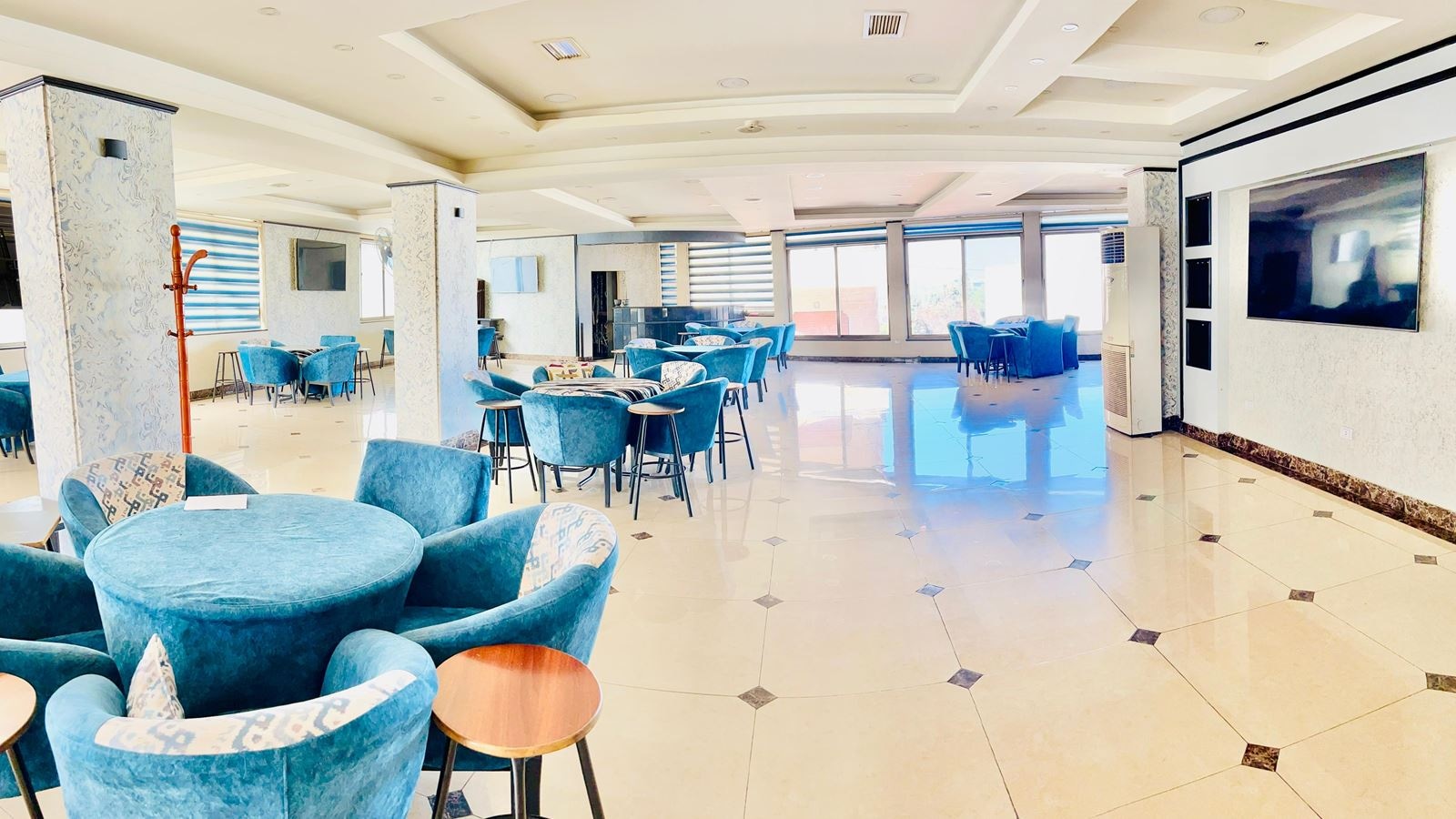 restaurants-restaurants