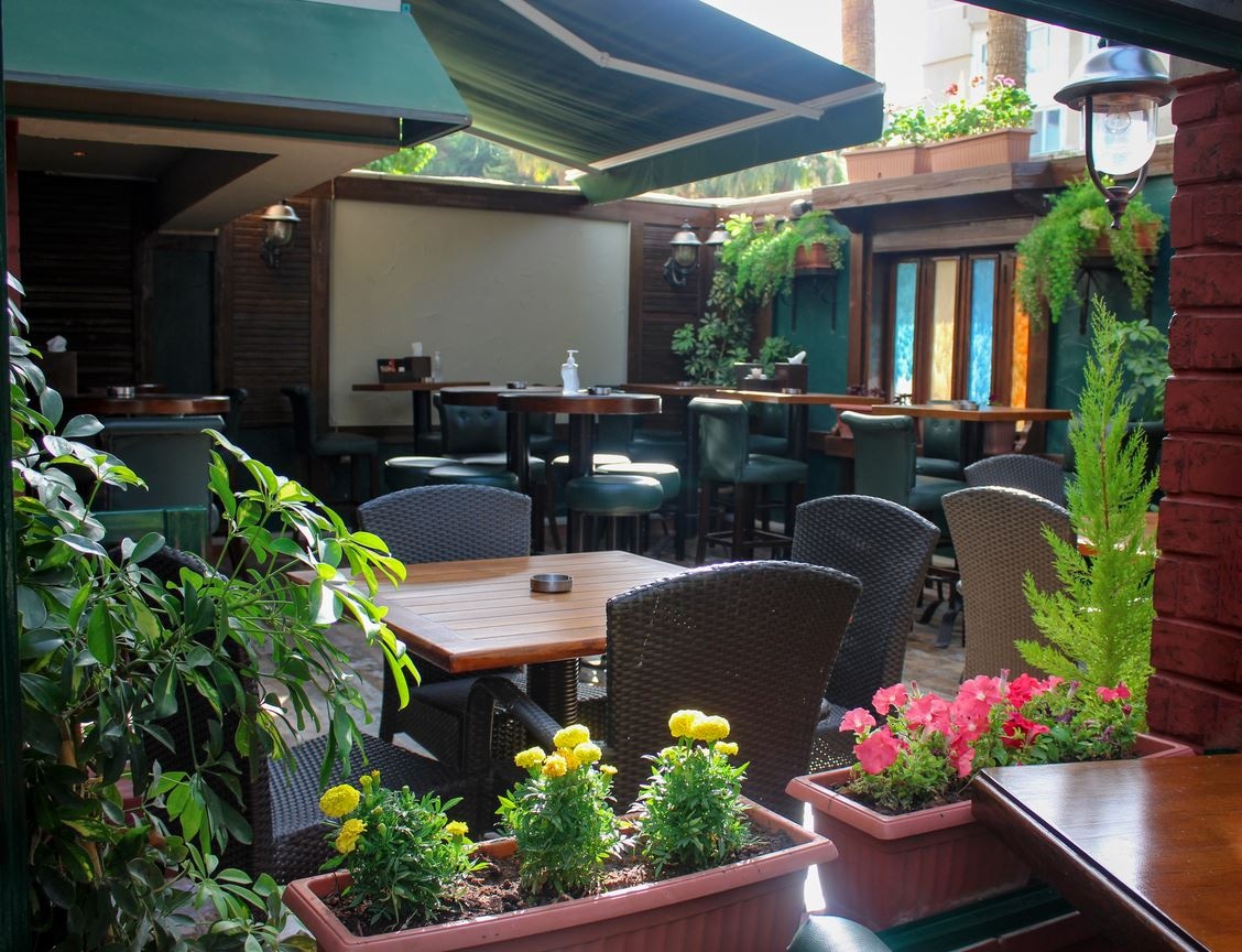 restaurants-restaurants