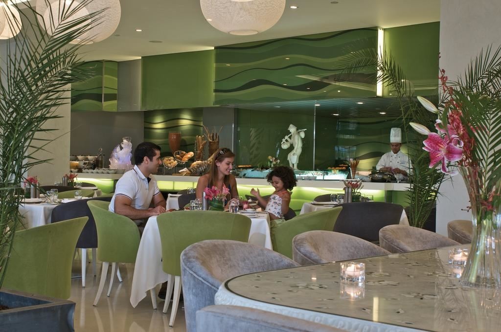 restaurants-palm-court