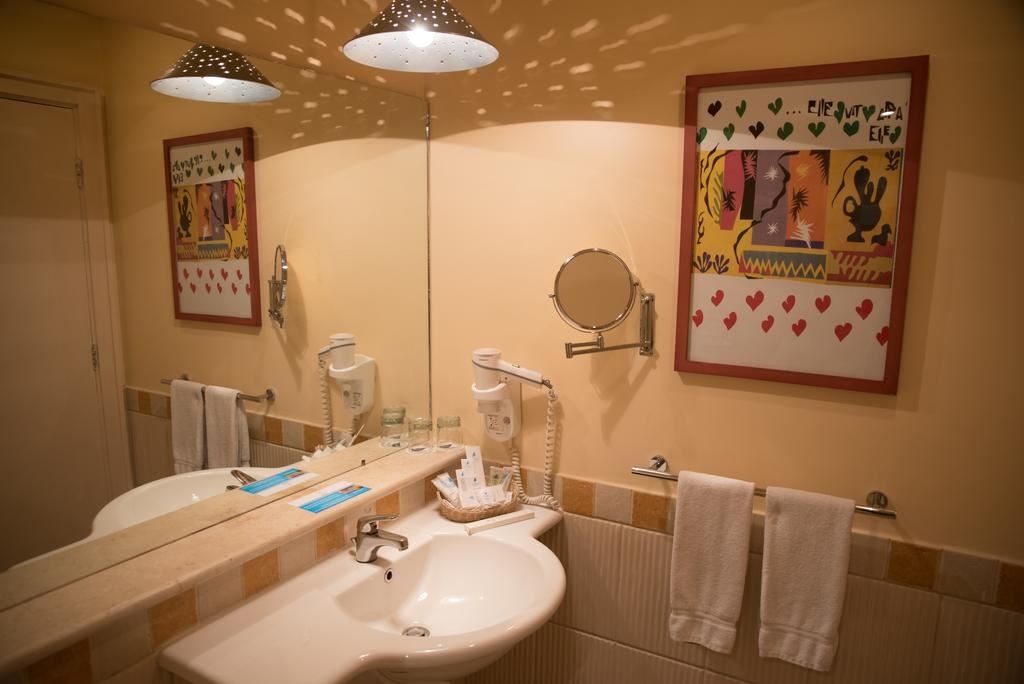 rooms-executive-suite