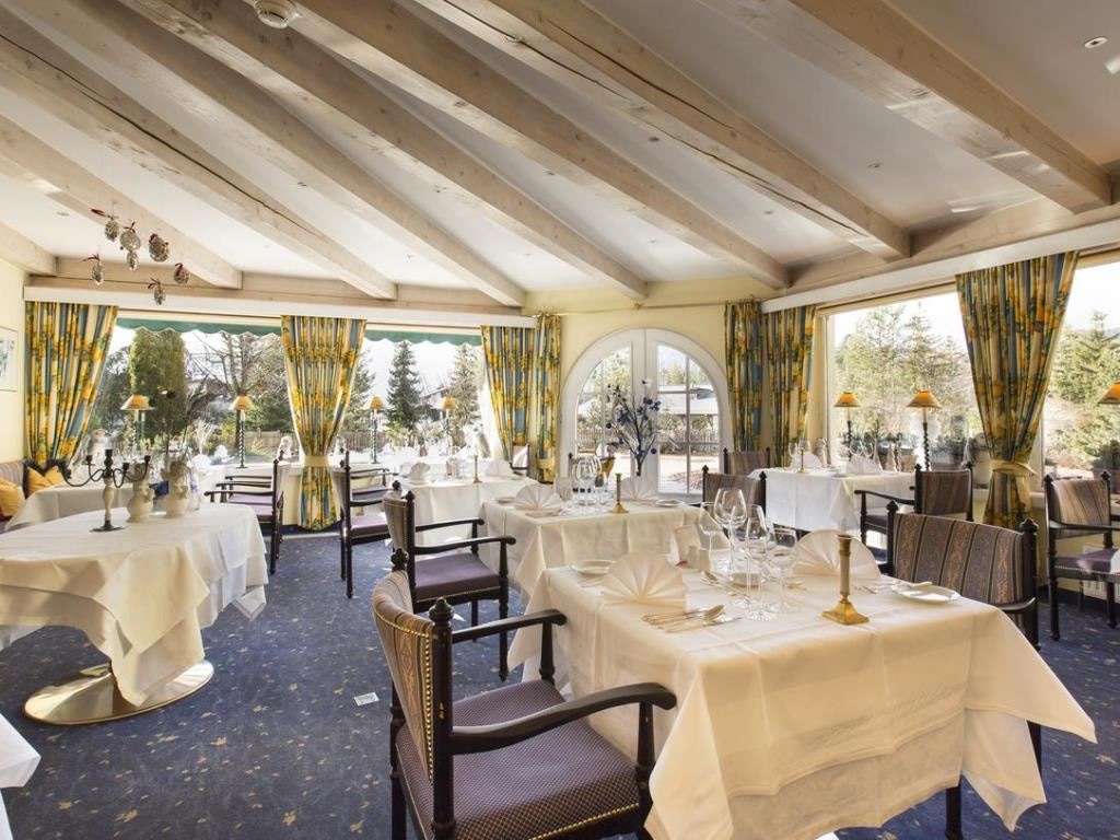 restaurants-restaurant