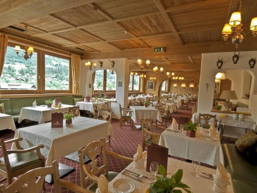 restaurants-restaurant