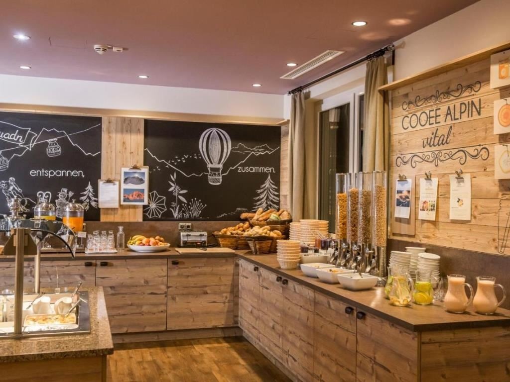 restaurants-breakfast-room