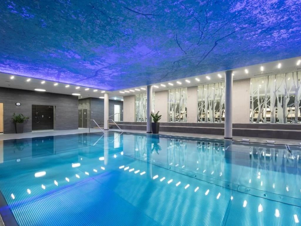 pools-indoor-pool